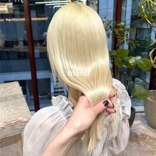 カラー 暖色カラー推し/ トヤエリコのヘアスタイル