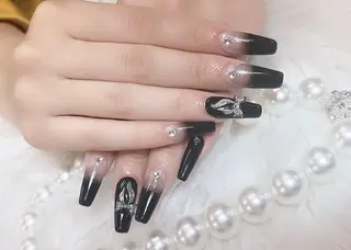 ネイル 佐藤 依娜のネイルデザイン