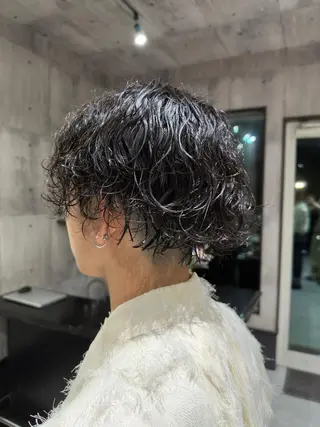 パーマ メンズ 高橋嵐 プラスイズムヴェレンのヘアスタイル