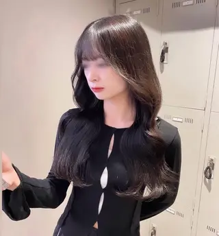 ロング 透明感カラー/ レイヤーカット/優大のヘアスタイル