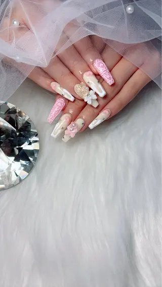 ネイル salon de belnetta所属・kayo 💅のネイルデザイン