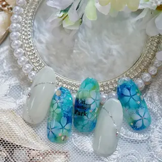 ネイル 池元 真由美のネイルデザイン