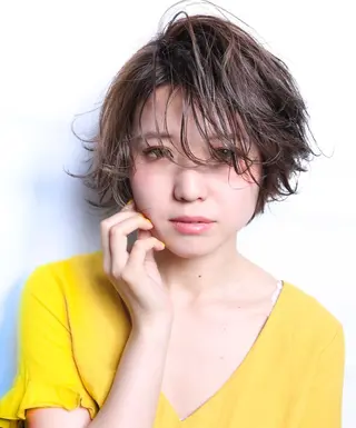 ショート カラー enx academyのヘアスタイル