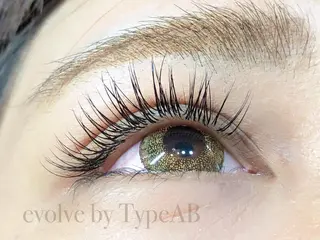 マツエク・マツパ evolve by TypeAB所属・evolve  by TypeABのマツエク・マツパデザイン