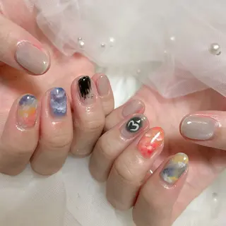 ネイル EmaNail天満橋店所属・EmaNail Risaのネイルデザイン