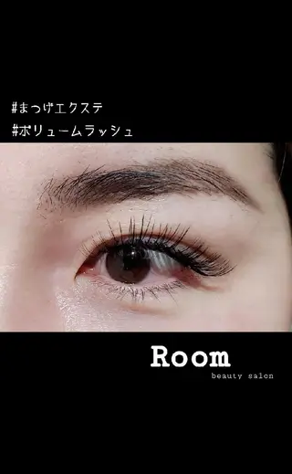 マツエク・マツパ Room beautysalon所属・Room   〔 YUI 〕のマツエク・マツパデザイン