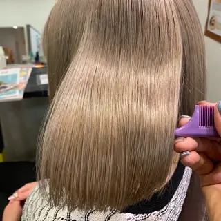 ショート カラー 惣木 菜穂のヘアスタイル