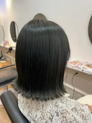 カラー イシイ ハルナ 🤍のヘアスタイル