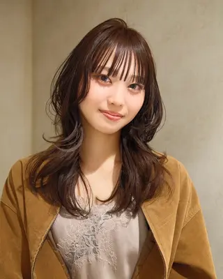 ミディアム hiyoka🐈⬛ ◎暖色カラー🥀のヘアスタイル