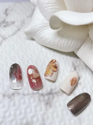 ネイル Lily Roseスタッフ一同のマツエク・マツパデザイン