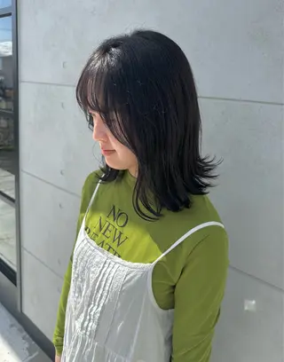 ミディアム 𝑭𝒖𝒌𝒂🩶 モテ髪×透明感カラーのヘアスタイル