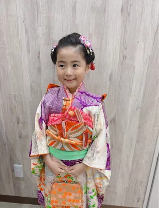 竹村 恵功代のヘアスタイル