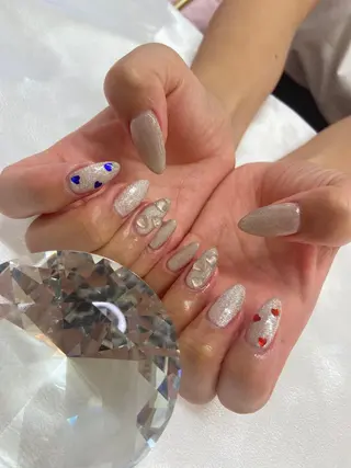 ネイル NAILSALON LUNON 獨協大学前駅店所属・LUNON 獨協大学前駅店のネイルデザイン