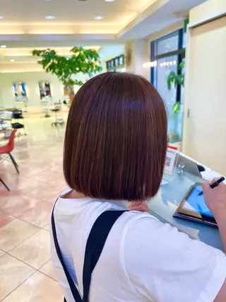 ショート パーマ 最高の髪質改善🩵 艶カラー 惠美のヘアスタイル