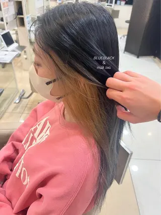 ロング カラー 友田 未来のヘアスタイル