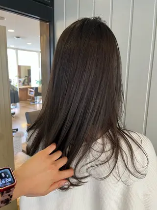 ロング anon所属・田中 結月のヘアスタイル