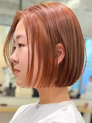 ショート カラー ⭐️似合わせボブ 縮毛矯正⭐️かえでのヘアスタイル