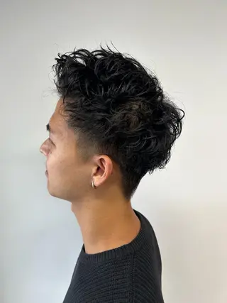 ショート パーマ メンズ 相澤 拳のヘアスタイル