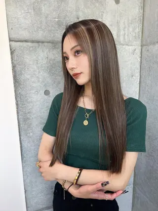 ロング 福岡縮毛矯正✨️ ストレート 向井和輝のヘアスタイル