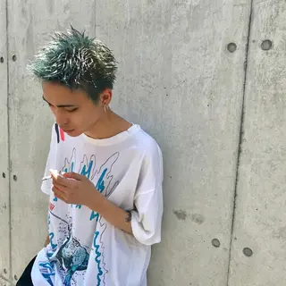 ショート カラー メンズ 住本 大明のヘアスタイル