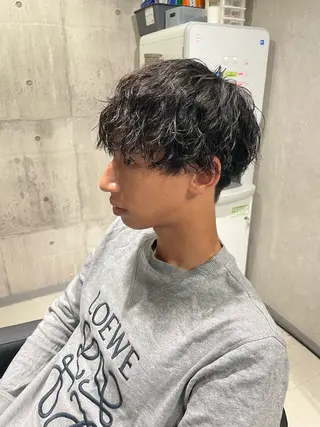 パーマ メンズ 髪質改善/艶カラー Hiroakiのヘアスタイル