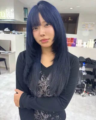 カラー 冬に向けて艶髪カラ ーHarusa🎀のヘアスタイル