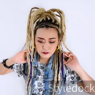 特殊ヘア師 /TANIのヘアスタイル