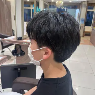 メンズ ナチュラル暖色カラー 🤎 佐藤栞のヘアスタイル