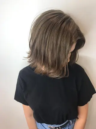 ミディアム カラー Le'a渋谷所属・インナーエクステ渋谷 🦋KAJIのヘアスタイル