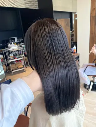 セミロング カラー 佐藤 悠衣/透明感 カラー/似合わせ前髪のヘアスタイル