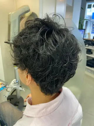 パーマ メンズ 菊地 美憂のヘアスタイル