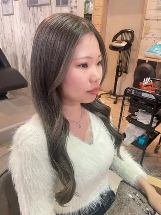 ロング カラー スリールヘアー所属・🖤nako/艶髪/ 透明感カラー🖤のヘアスタイル