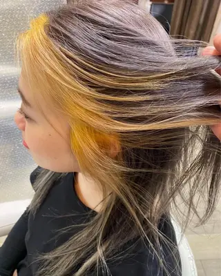 ロング カラー 市川 博紀 副店長のヘアスタイル