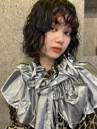 ミディアム パーマ eim AYUKAのヘアスタイル