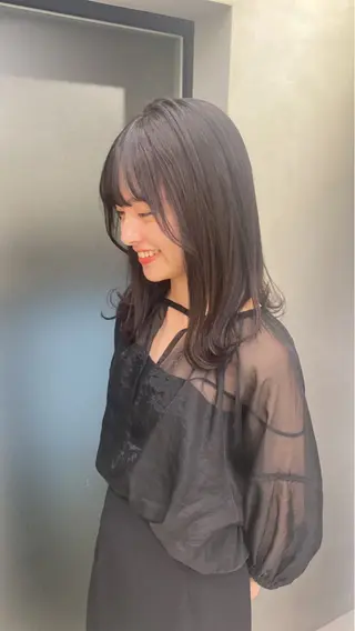 ミディアム カラー noa/ 渋谷のヘアスタイル