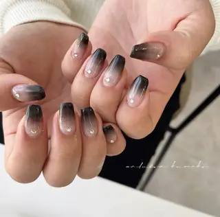 セミロング アンルボネイル&アイラッシュ所属・anlubon /Jr.ネイリストのネイルデザイン