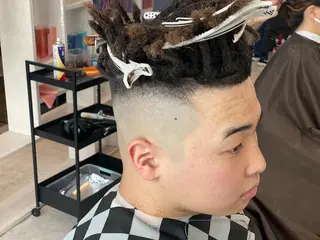 ショート メンズ 泰成/メンズ特化/ フェード/ツイスパのヘアスタイル