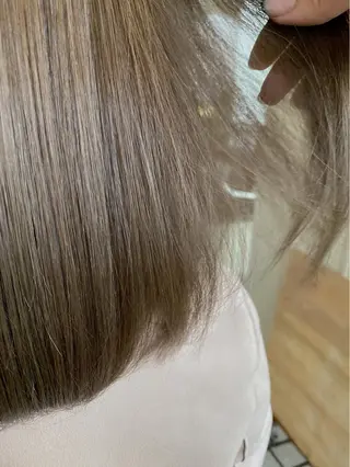 ミディアム カラー sio.nail&eyebrow salon shimokitazawa2号店所属・nailist mana𖤐´-のネイルデザイン