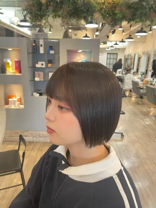 ショート VISAGE ba.sk 金子詩帆のヘアスタイル