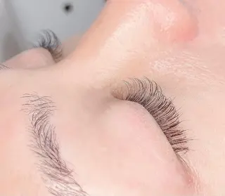 マツエク・マツパ Ate eyelash（アテ　アイラッシュ）所属・西村 有貴のマツエク・マツパデザイン