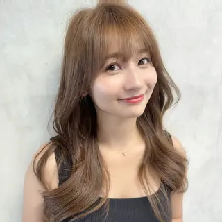 ロング カラー 新宿レイヤーカット 顔周り/骨格診断のヘアスタイル