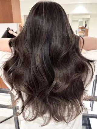 ロング カラー Gokan by JILBLAN所属・新實 ゆりあのヘアスタイル