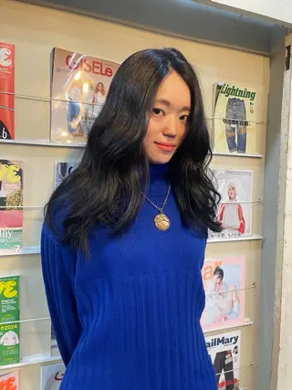 ロング カラー キッズ 艶髪/ハイトーン /masami🩵のヘアスタイル