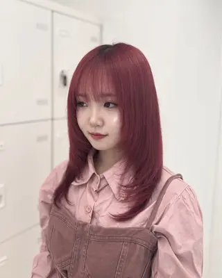 ミディアム カラー モテ艶韓国ヘア 🤍りんのヘアスタイル