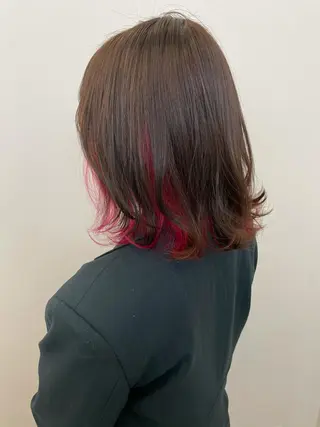 セミロング カラー GO TODAY SHAiRE SALON岡山所属・Sana/ 耳ツボ/インナーのヘアスタイル