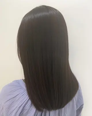 セミロング カラー natsumi / N°ariaのヘアスタイル