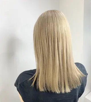 セミロング カラー 🍀︎Reika 🍀のヘアスタイル