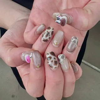 ネイル m.nail/ 🐄💛🧡❤️のネイルデザイン