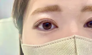 マツエク・マツパ Lowen 野原の眉毛・アイブロウイメージ