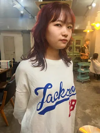 ミディアム カラー ハイトーン/顔まわり レイヤー/YUKAのヘアスタイル